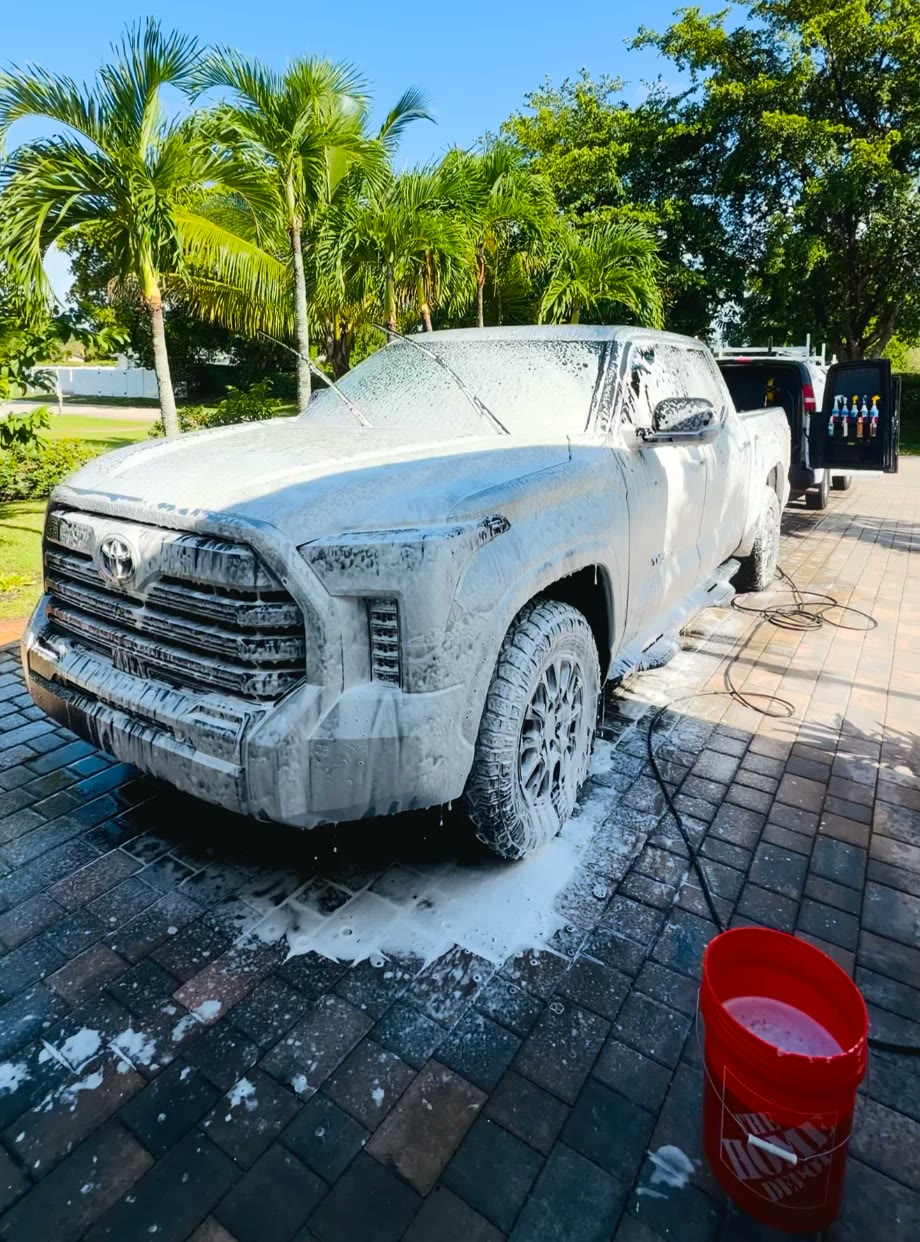 Toyota Tundra covered in snow foam during an MDGA mobile wash